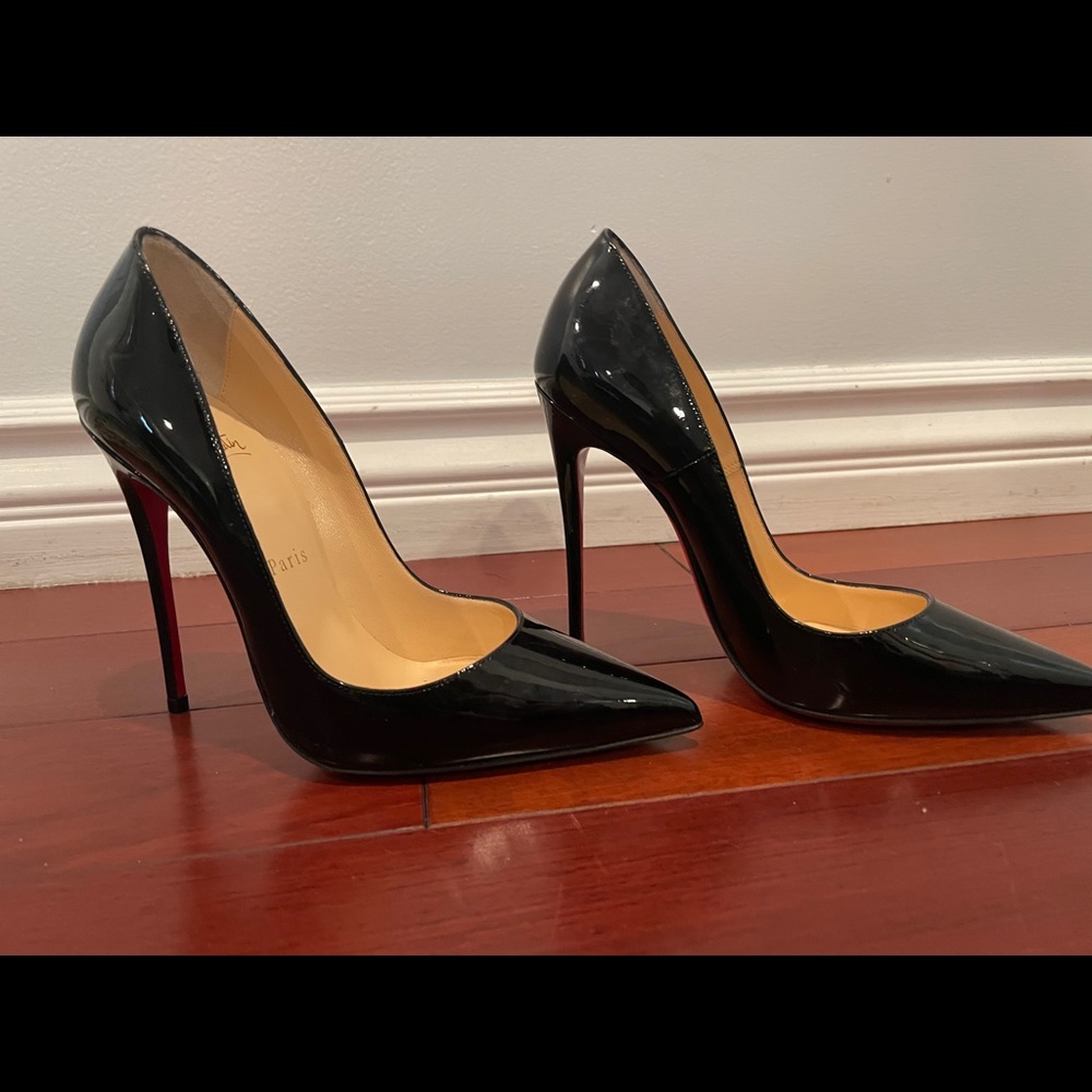 NEWWWW Christian Louboutin So Kate EUR 36.5/ 6 US